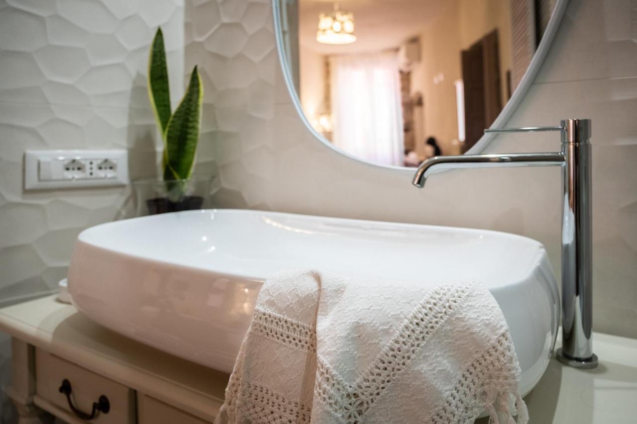 Dimora Sant'Ignazio Guest House Bosa Extérieur photo
