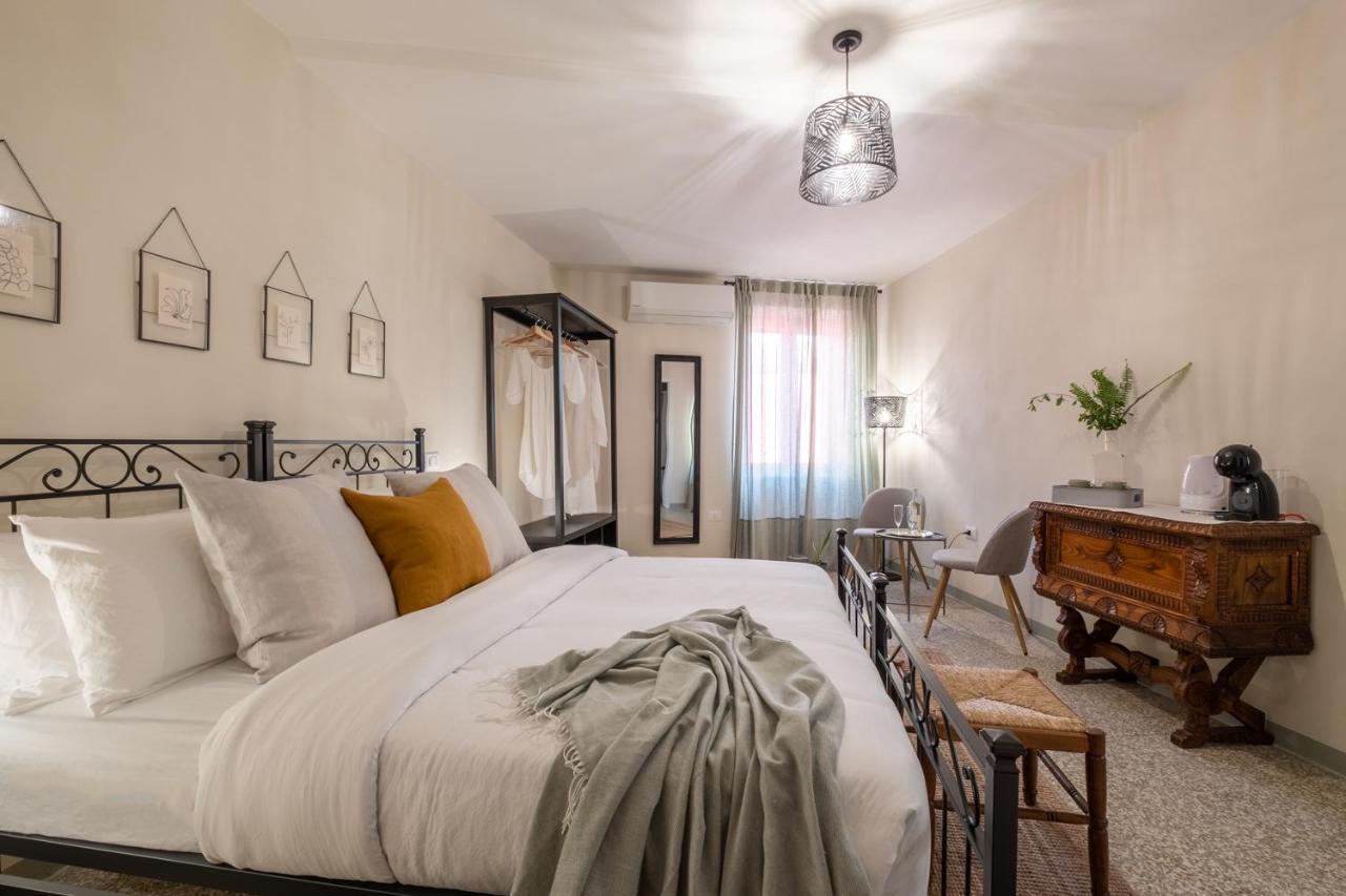Dimora Sant'Ignazio Guest House Bosa Extérieur photo