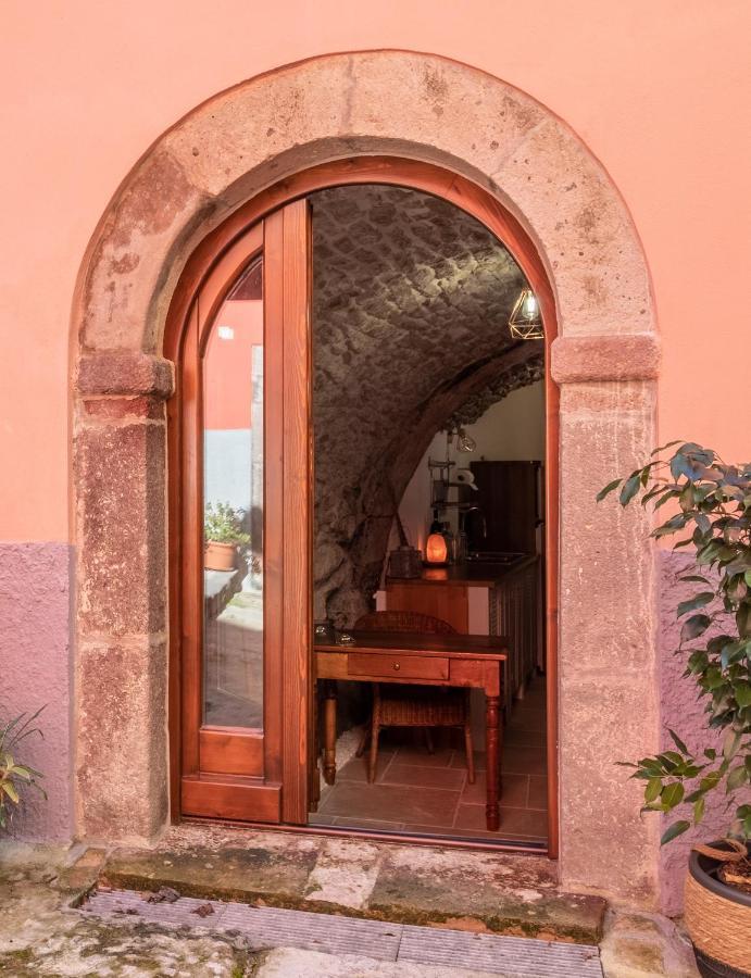 Dimora Sant'Ignazio Guest House Bosa Extérieur photo