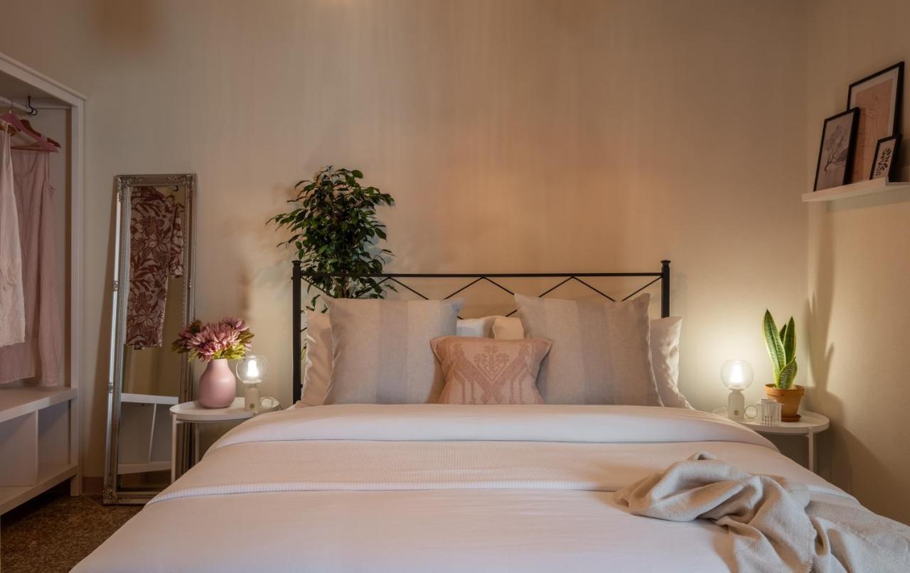 Dimora Sant'Ignazio Guest House Bosa Extérieur photo