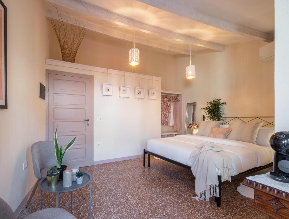 Dimora Sant'Ignazio Guest House Bosa Extérieur photo